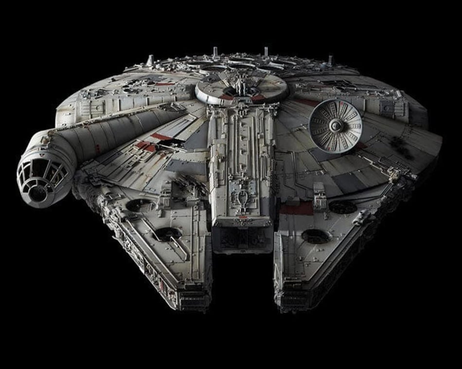 Bandai Star Wars Perfect Grade 1/72 Millennium Falcon Special