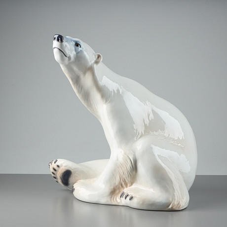KNUD KYHN. Polar bear with seal, Royal Copenhagen model 1108