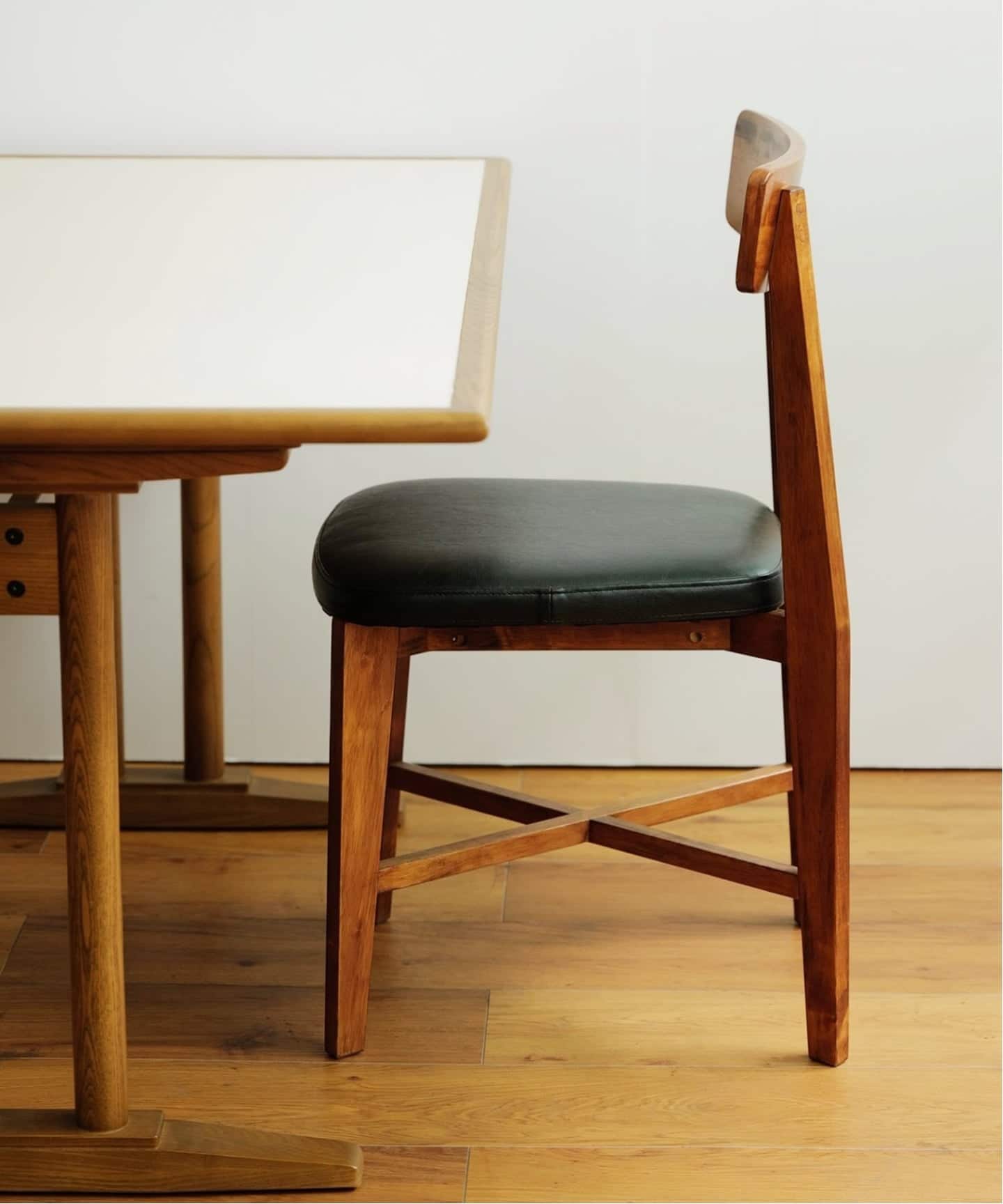 大型商品》CHINON CHAIR VL シノンチェア（チェア）｜JOURNAL STANDARD