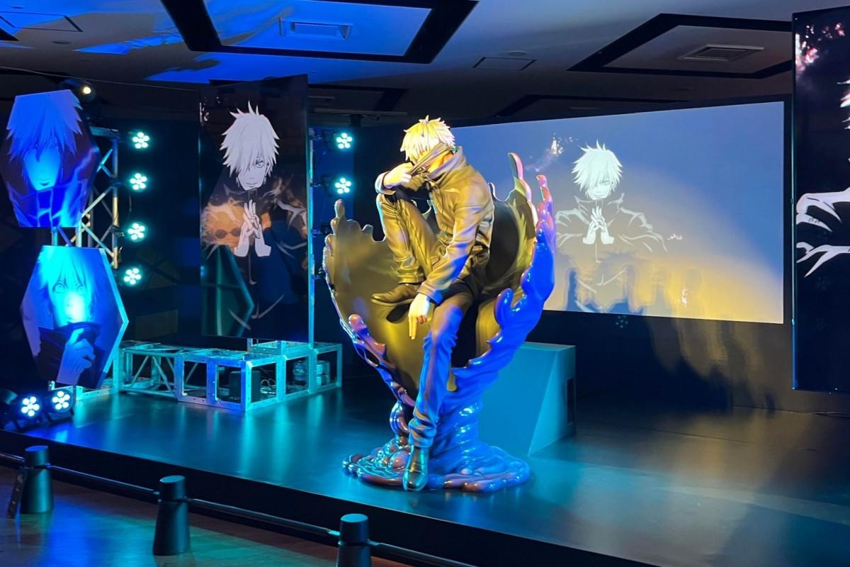 阪急うめだ本店で「呪術廻戦展」 「五条悟」等身大フィギュアも - 梅田