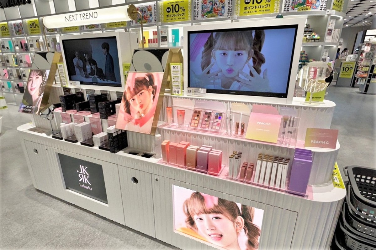 流行しそうなブランドを集めた「NEXT TRENDゾーン」 - 梅田経済新聞