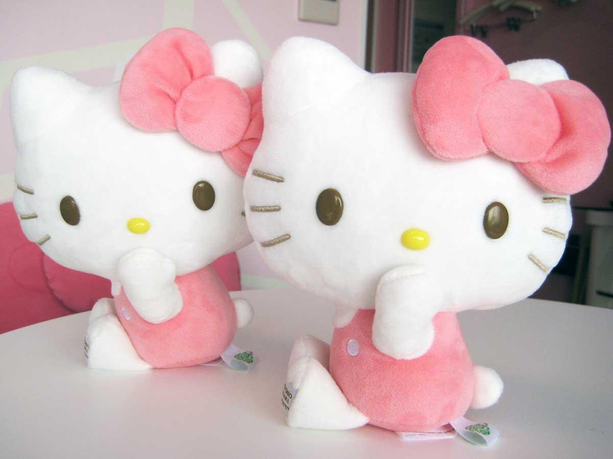 ホテルヴィスキオ尼崎が「ハローキティルーム」宿泊者にぬいぐるみ進呈