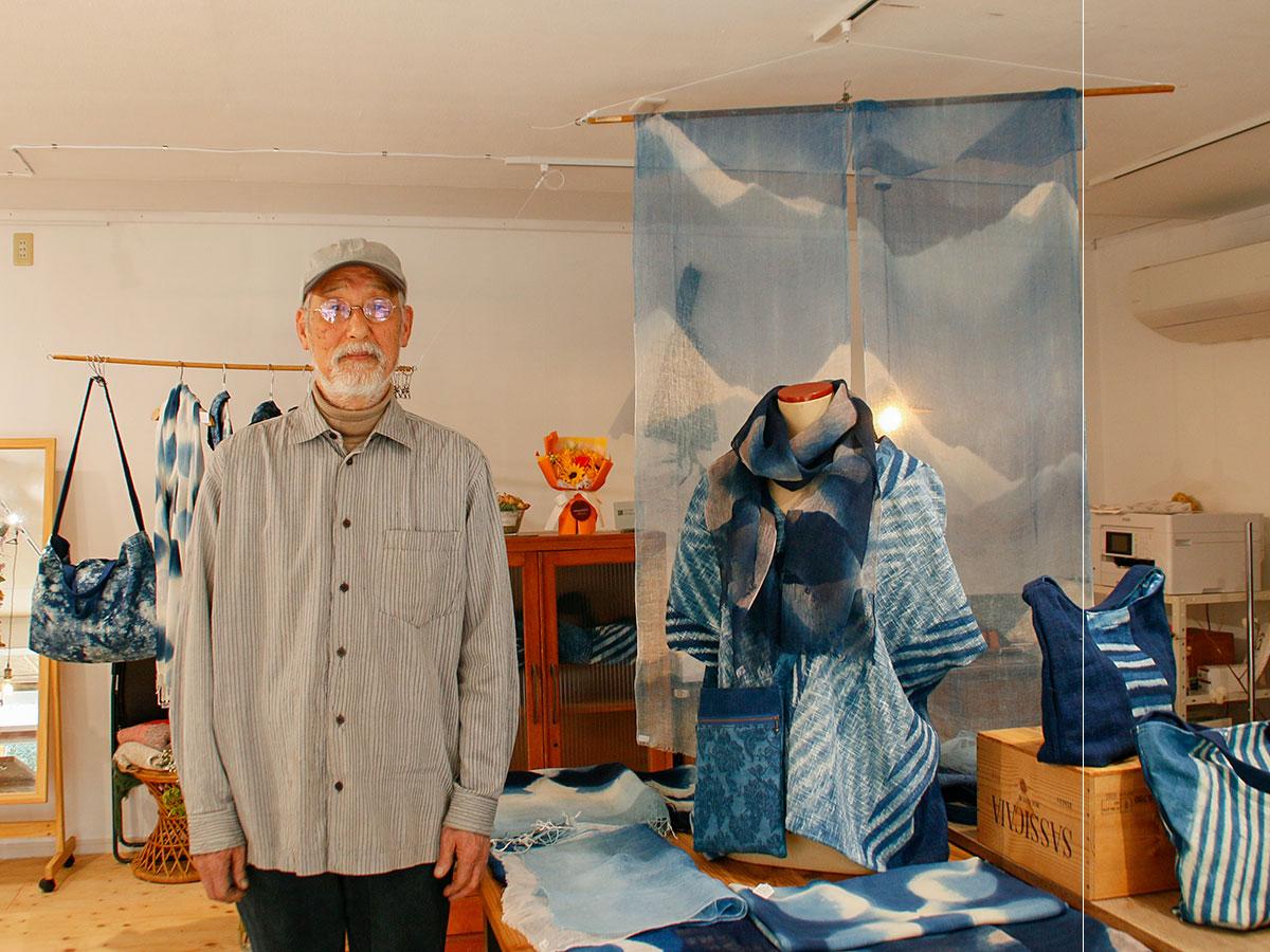 行田のシェアカフェで鈴木道夫さん「藍染め展」 日本の藍の色、感じて