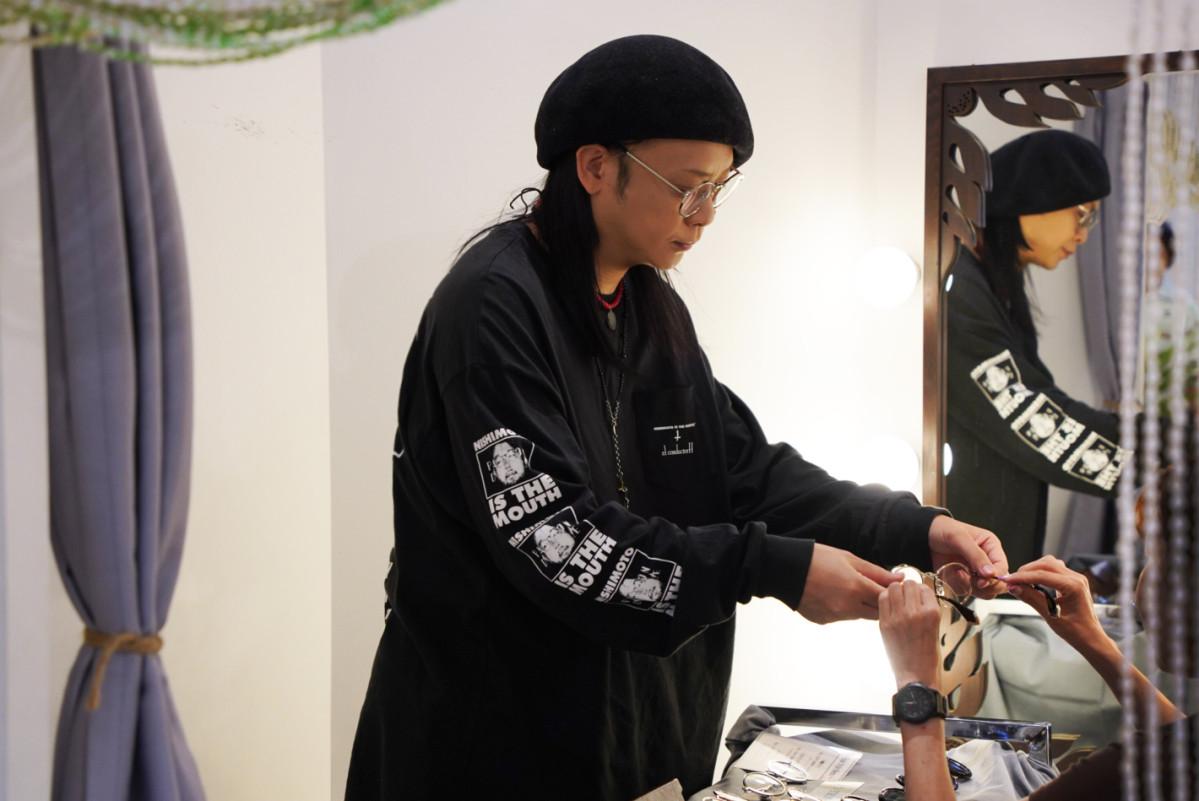 水戸でロックバンド「MUCC」逹瑯さんが接客イベント オリジナルアイ