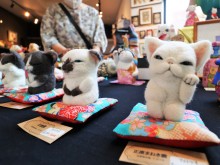 天野千恵美さん作「招き卵猫」 - 周南経済新聞