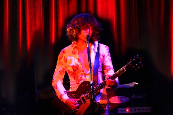 iFLYER: 浅井健一 - LIVE