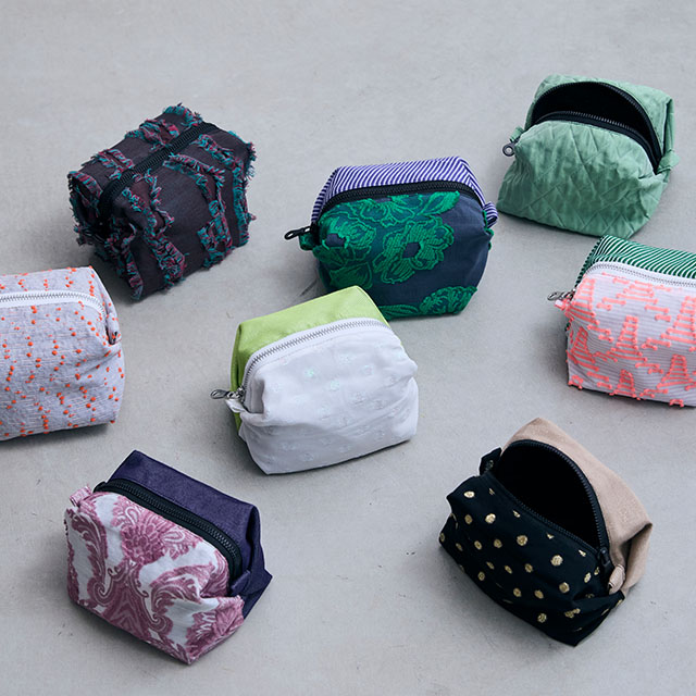 WEB限定】Jacquard Works Caramel pouch（ダブル）｜かばんの中身