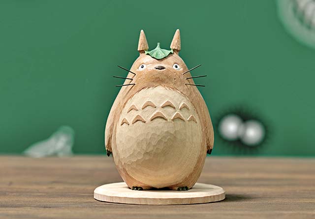 WEB限定】井波彫刻 くすの木のトトロ｜家を装う｜中川政七商店 公式サイト