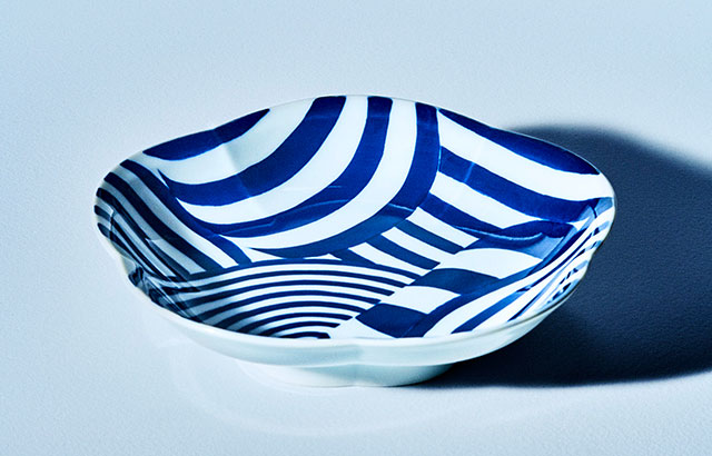 KOSEN 藍鍋島 高台皿｜食卓の道具｜中川政七商店 公式サイト