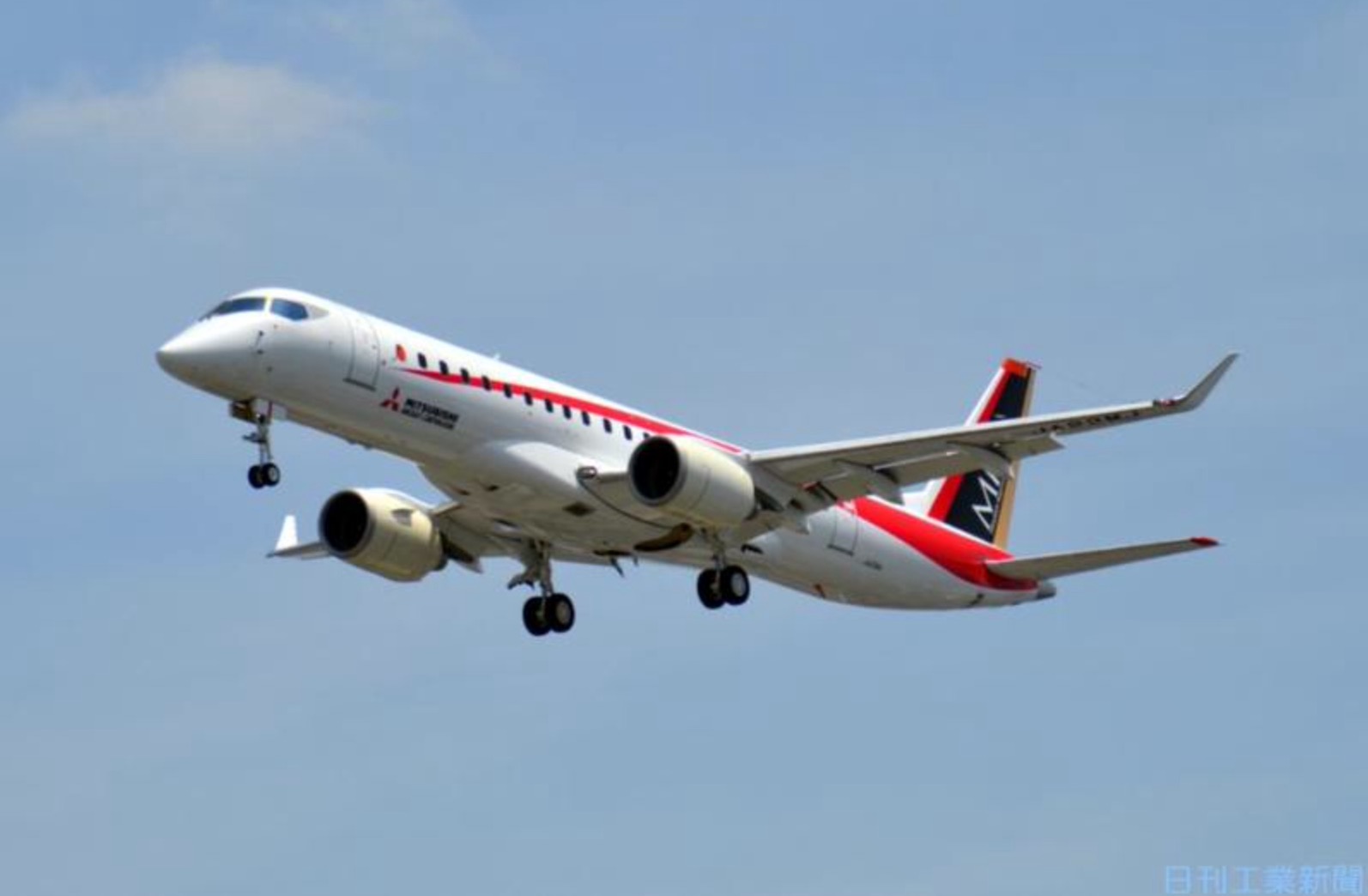 MRJ、年内に全試験機初飛行へ｜ニュースイッチ by 日刊工業新聞社