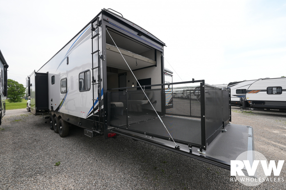 2022 Forest River XLR Boost 37TSX13 Toy Hauler Fifth Wheel | RV