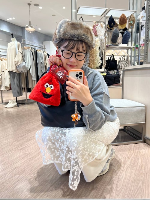 セール】【セサミストリート】チャーム付きクリアポーチ（ポーチ）｜Me