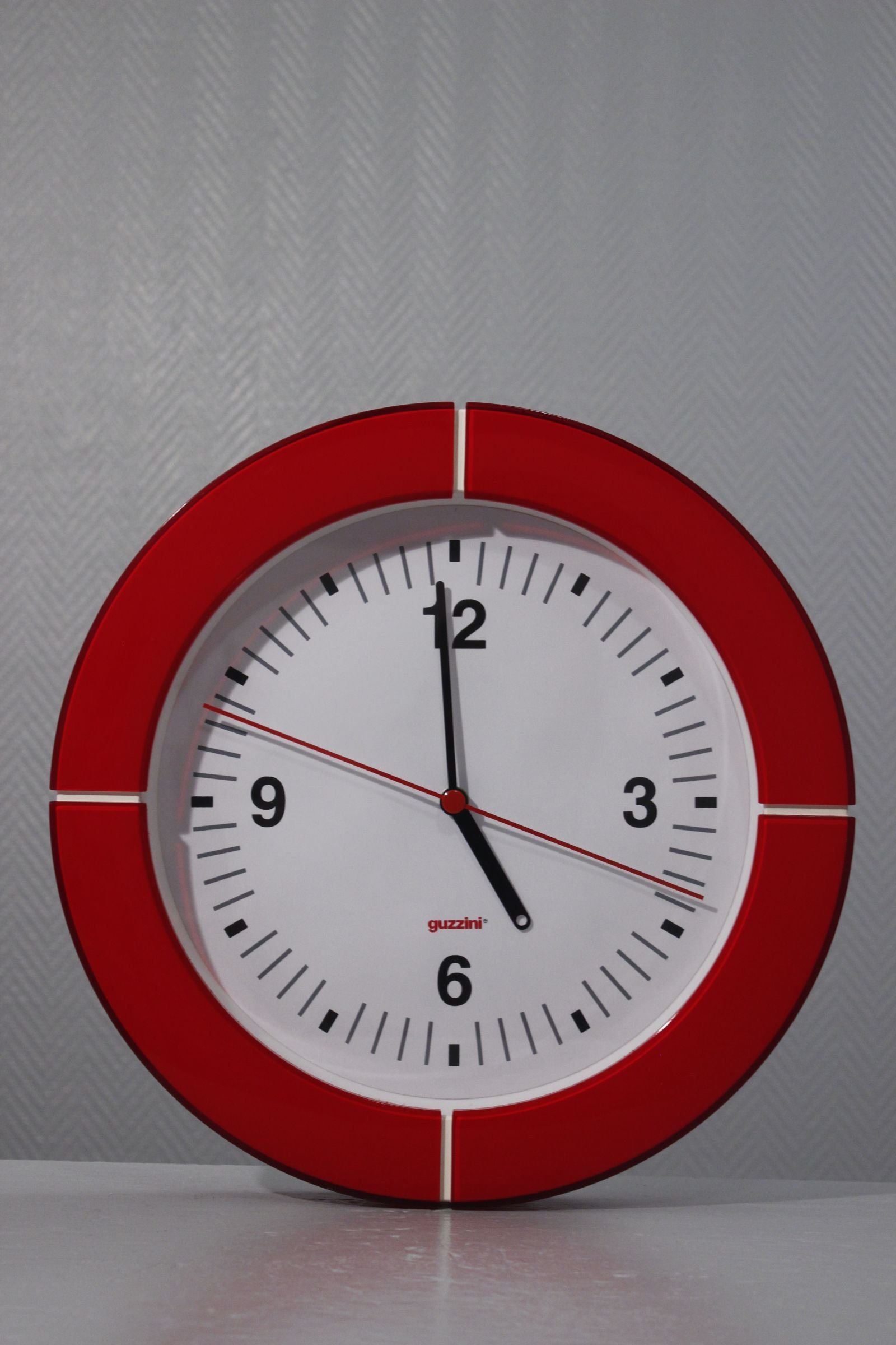 Large Vintage Wall Clock GUZZINI Design Furio Minuti Italy 1990s