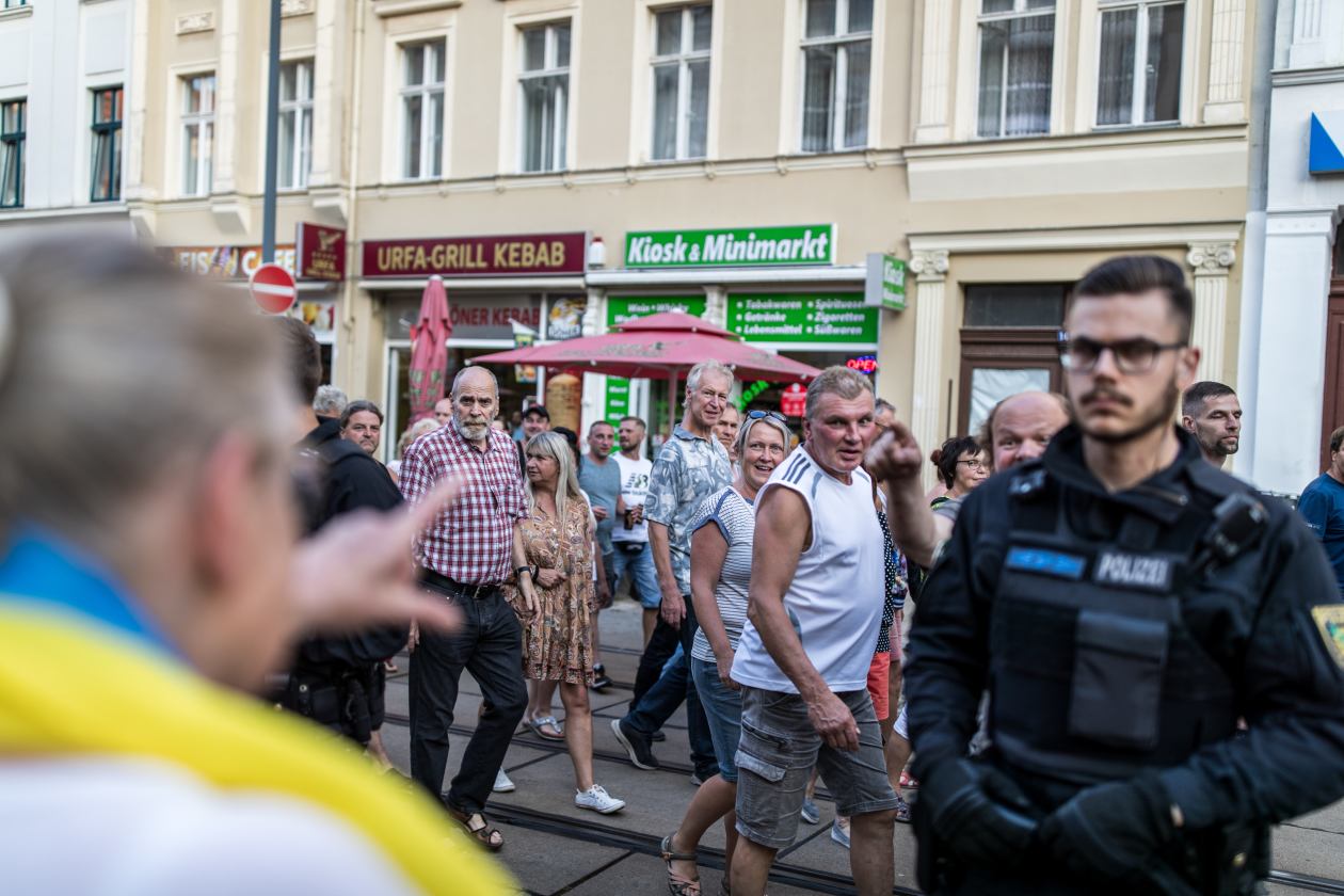 ドイツで勢いづく極右、ちらつくナチスの過去 - WSJ
