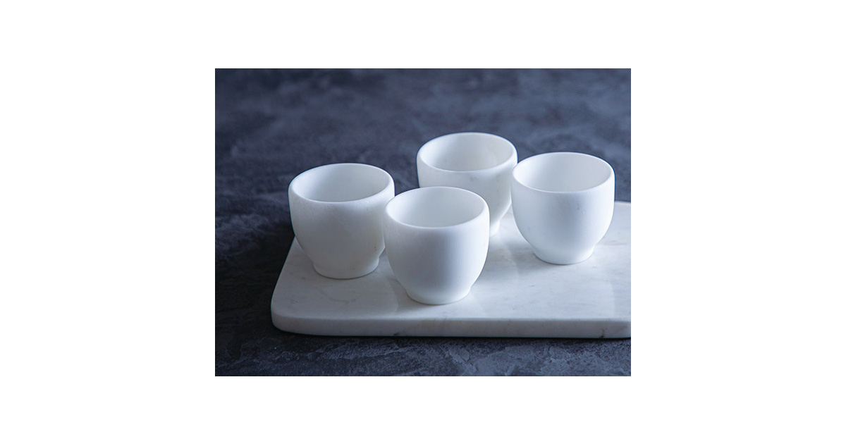 日本酒をモダンに楽しむ酒器はいかが？ 希少なイタリア産大理石で作る