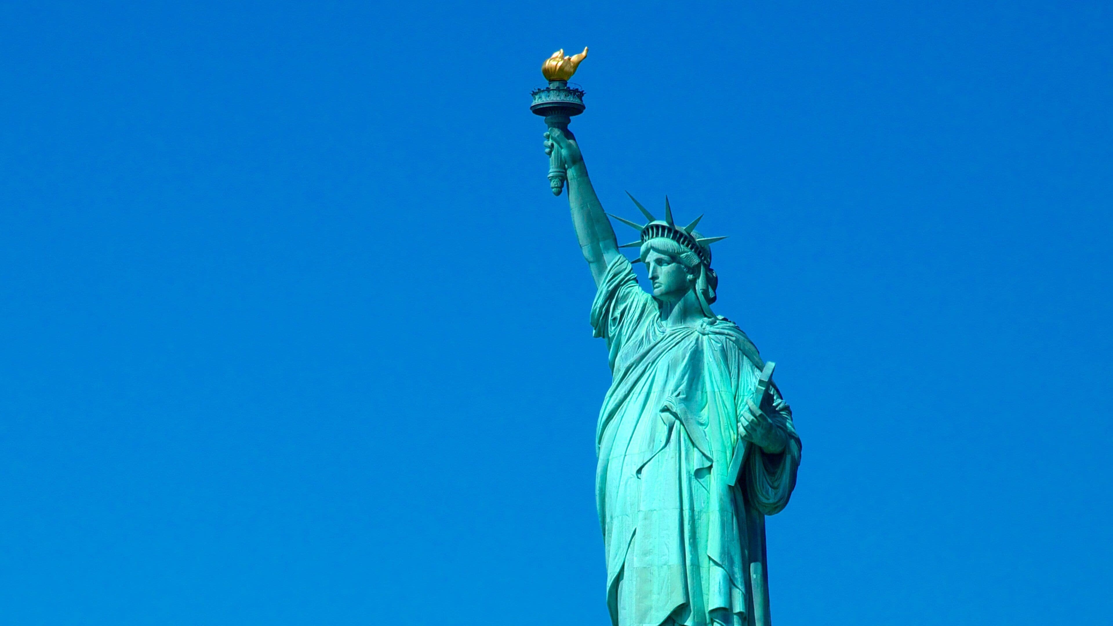 自由の女神像 (ニューヨーク) - ツアーとアクティビティ | エクスペディア