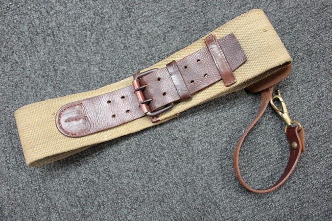 大阪店在庫の陸軍将校略刀帯 革製下げ尾付き (キャンバス製) | Chicago