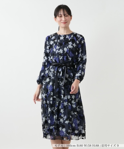 総レースノーカラースーツ【セレモニー】【Leilian WHITE LABEL