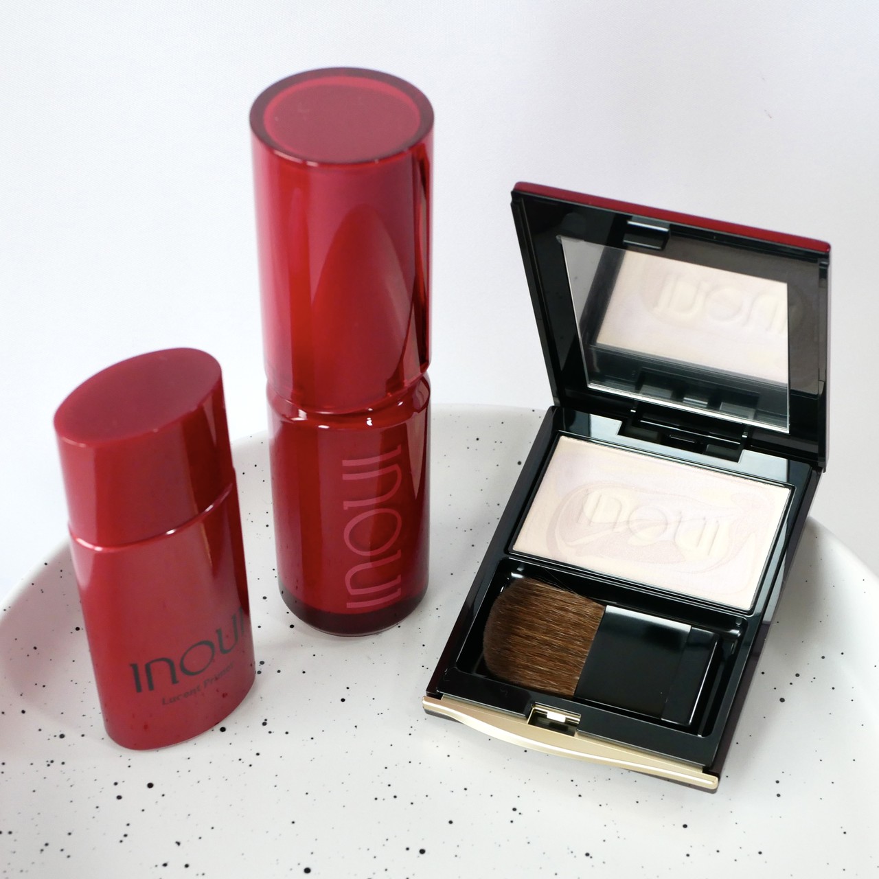 インウイ新作】8/21限定のプレストパウダーが発売！人気のプライマーと