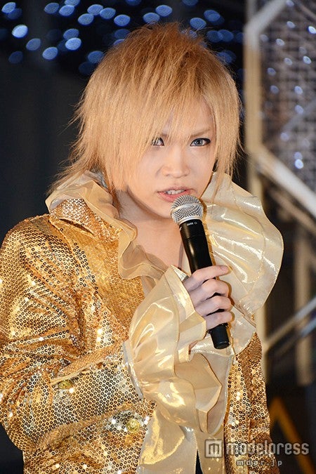 ゴールデンボンバー鬼龍院翔、結婚発表方法が「ファン想い」と話題