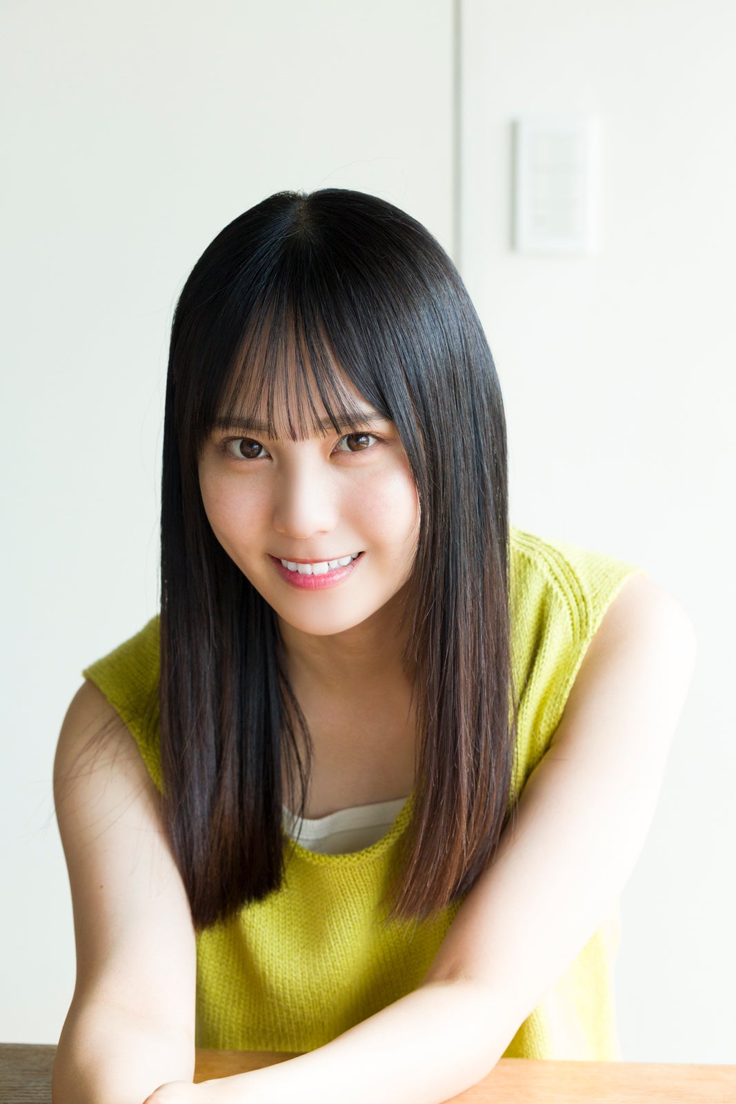 日向坂46 5期生・松尾桜、デートグラビア披露「週刊少年サンデー」初