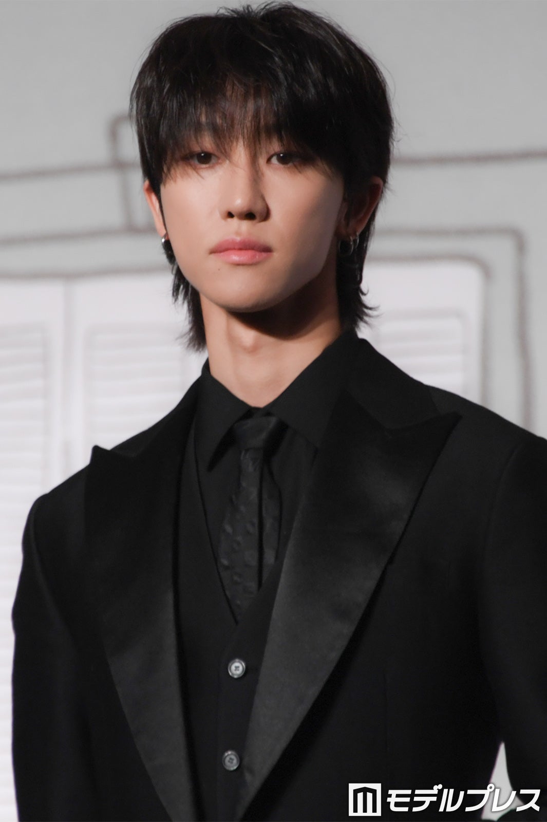 SEVENTEENミンギュ、ディエイトを軽々おんぶで肉体美際立つ「腕の太さ