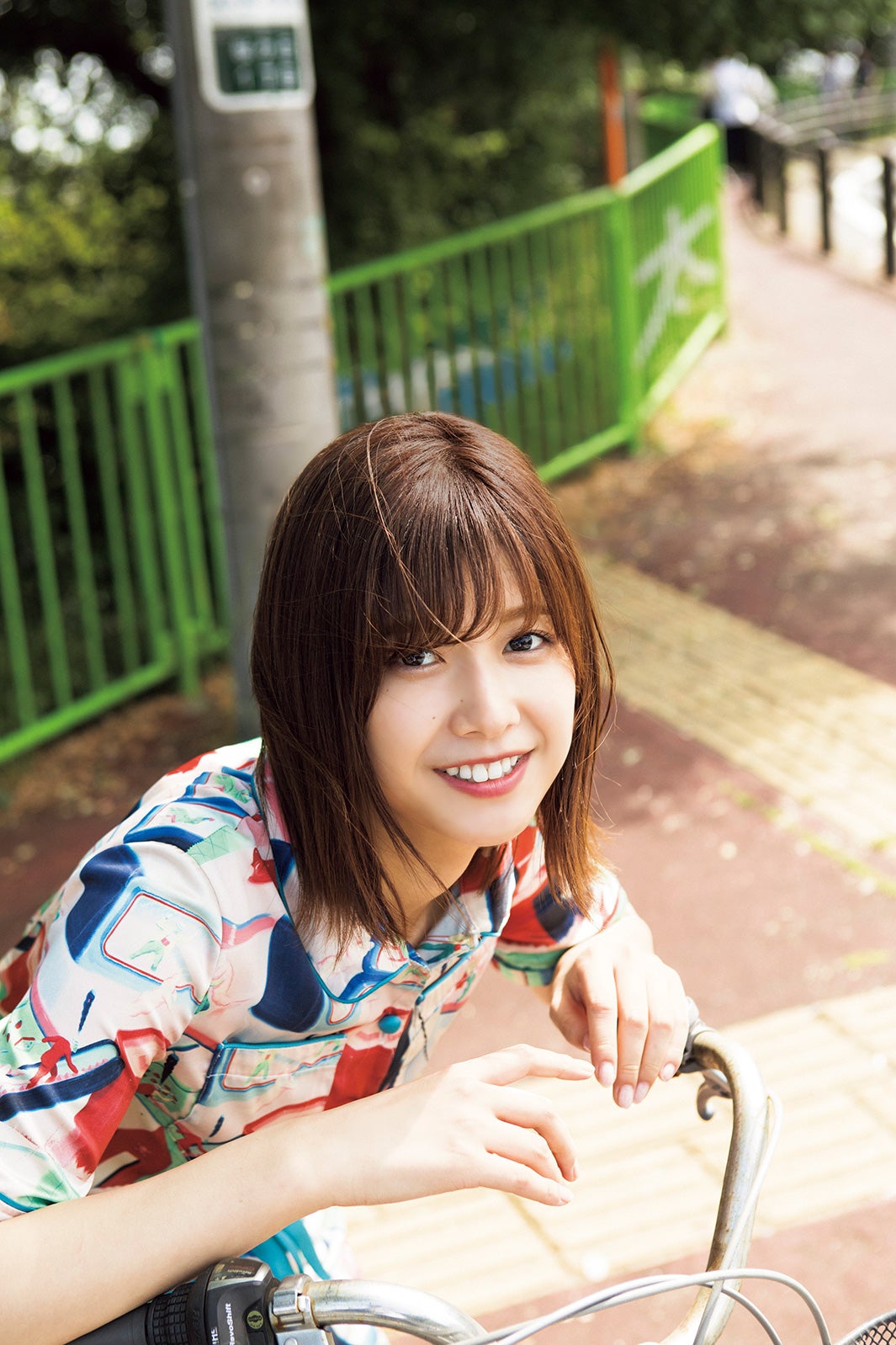 欅坂46渡邉理佐、爽やか笑顔にキュン - モデルプレス