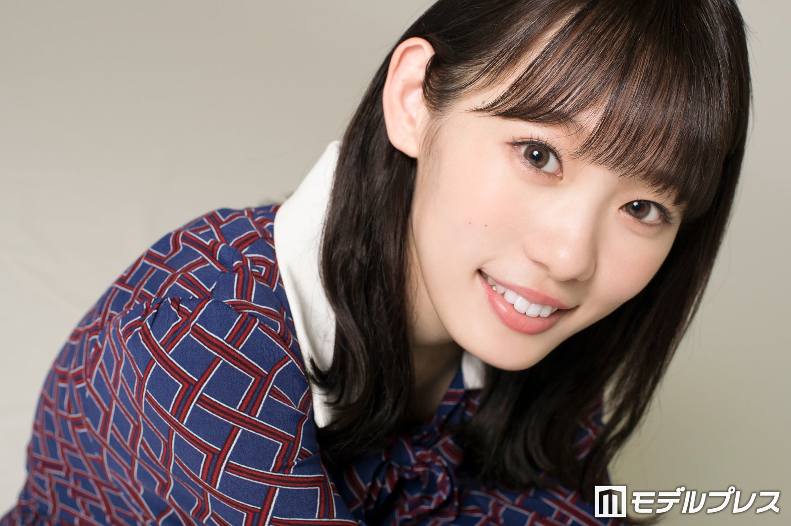 欅坂46小池美波1stソロ写真集「青春の瓶詰め」インタビュー 水着