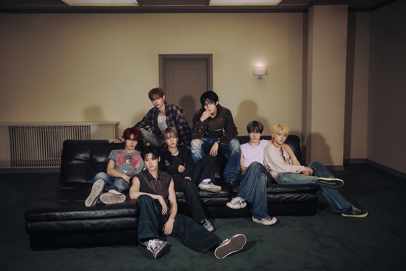 PROJECT 7（プジェ）」から誕生・CLOSE YOUR EYES、日本人メンバーが