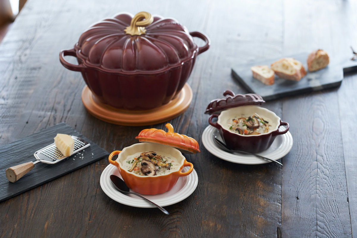 秋色のアイテムでキッチンにハロウィンが到来！ 【ル・クルーゼ】より