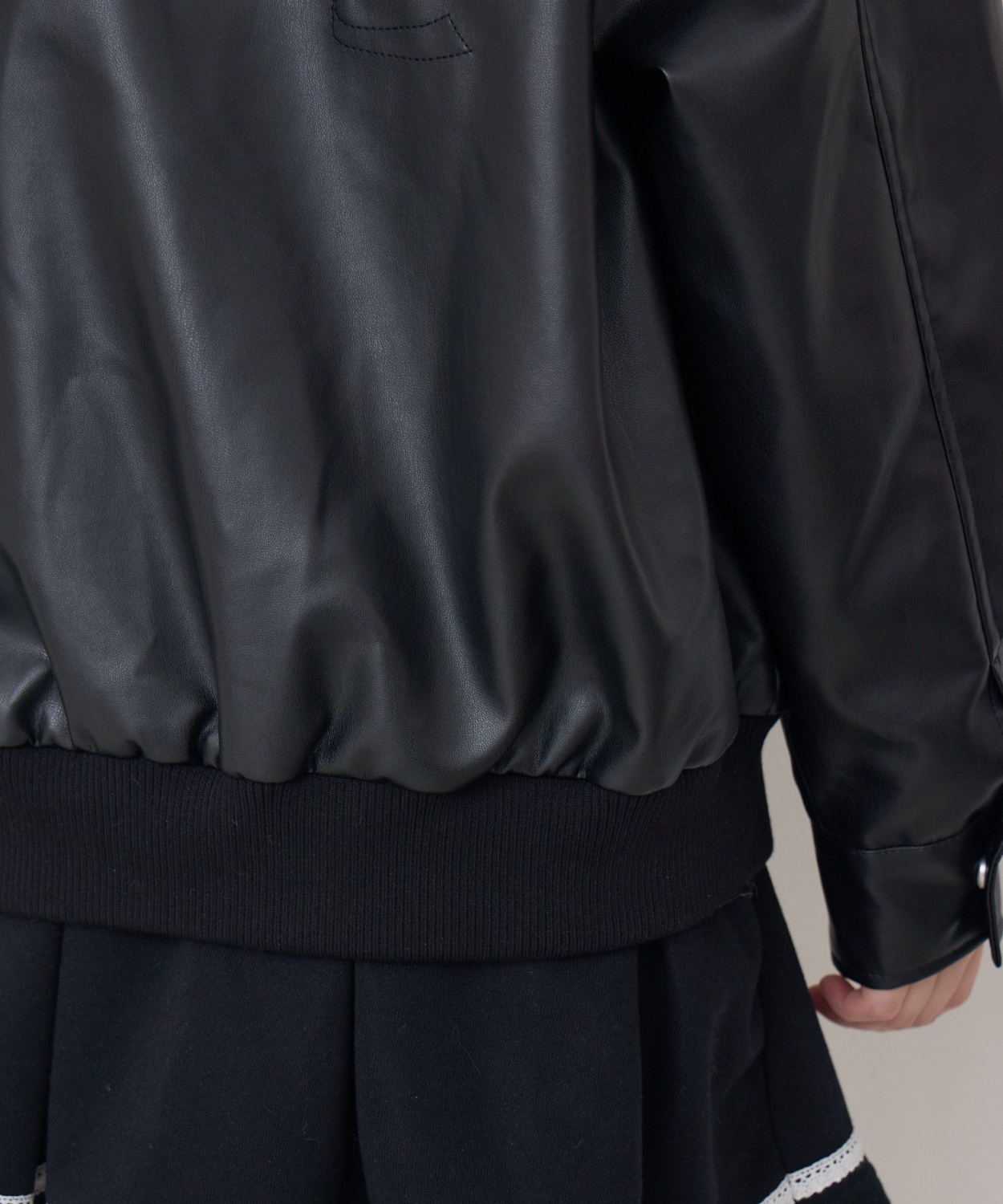 リボン刺繍FレザーJK|ems excite | RETRO GIRL ONLINE STORE レトロ