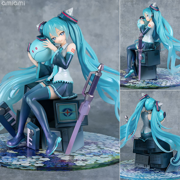 限定販売】Lucrea(ルクリア) 機動戦士ガンダム45周年×初音ミク 初音