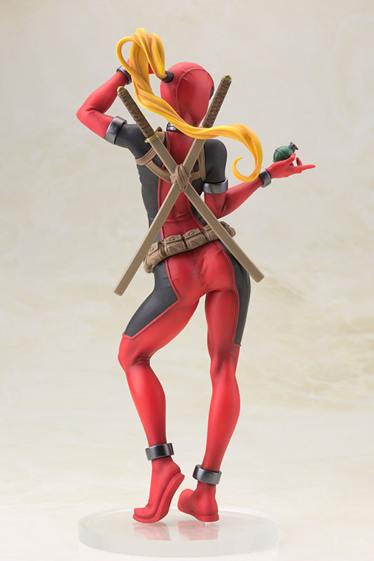 MARVEL美少女 MARVEL UNIVERSE レディ・デッドプール 1/7 完成品フィギュア