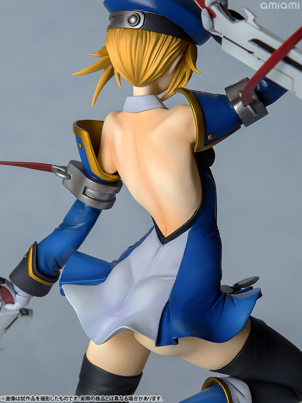 BLAZBLUE ノエル＝ヴァーミリオン 旧衣装Ver. 1/7 完成品フィギュア