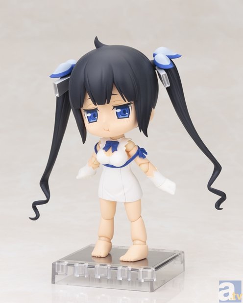 ダンまち』小さくて可愛いヘスティア様のフィギュアが登場