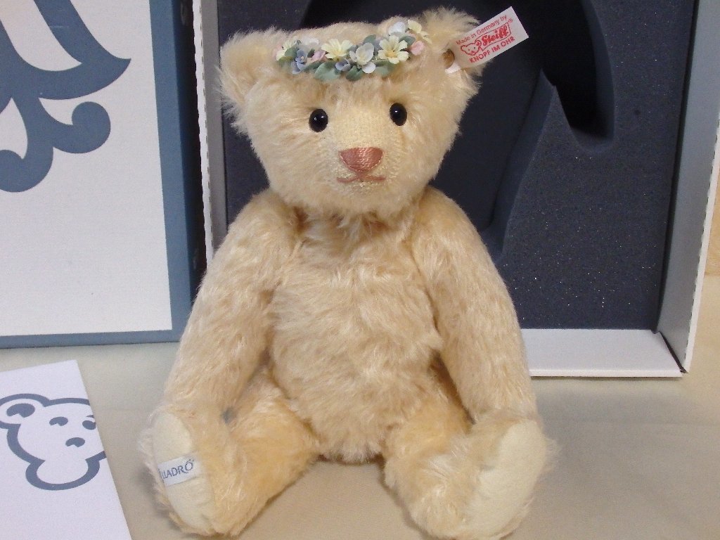 steiffシュタイフ/ リヤドロ・コラボ テディベア「スプリング」の落札