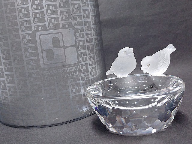2007年 廃盤品 swarovski スワロフスキー 小鳥の水盤 小物入れ 【公式