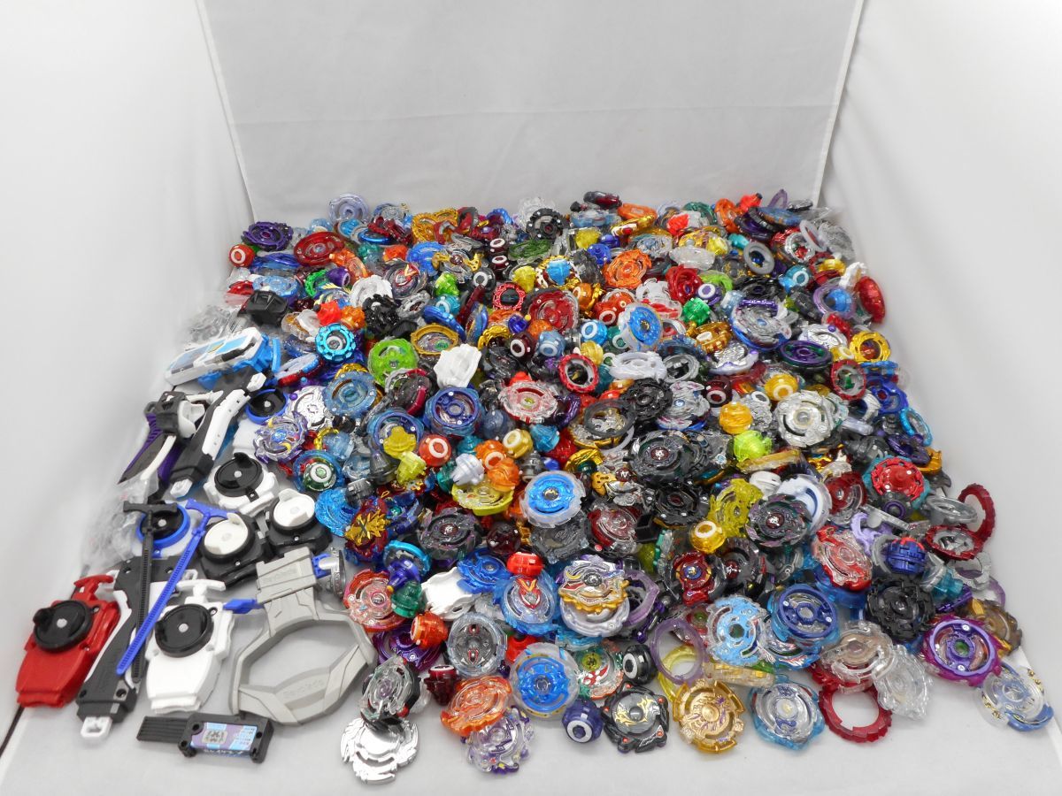 iw069 未検品ジャンク品 ベイブレード 大量まとめ売り ベイブレード