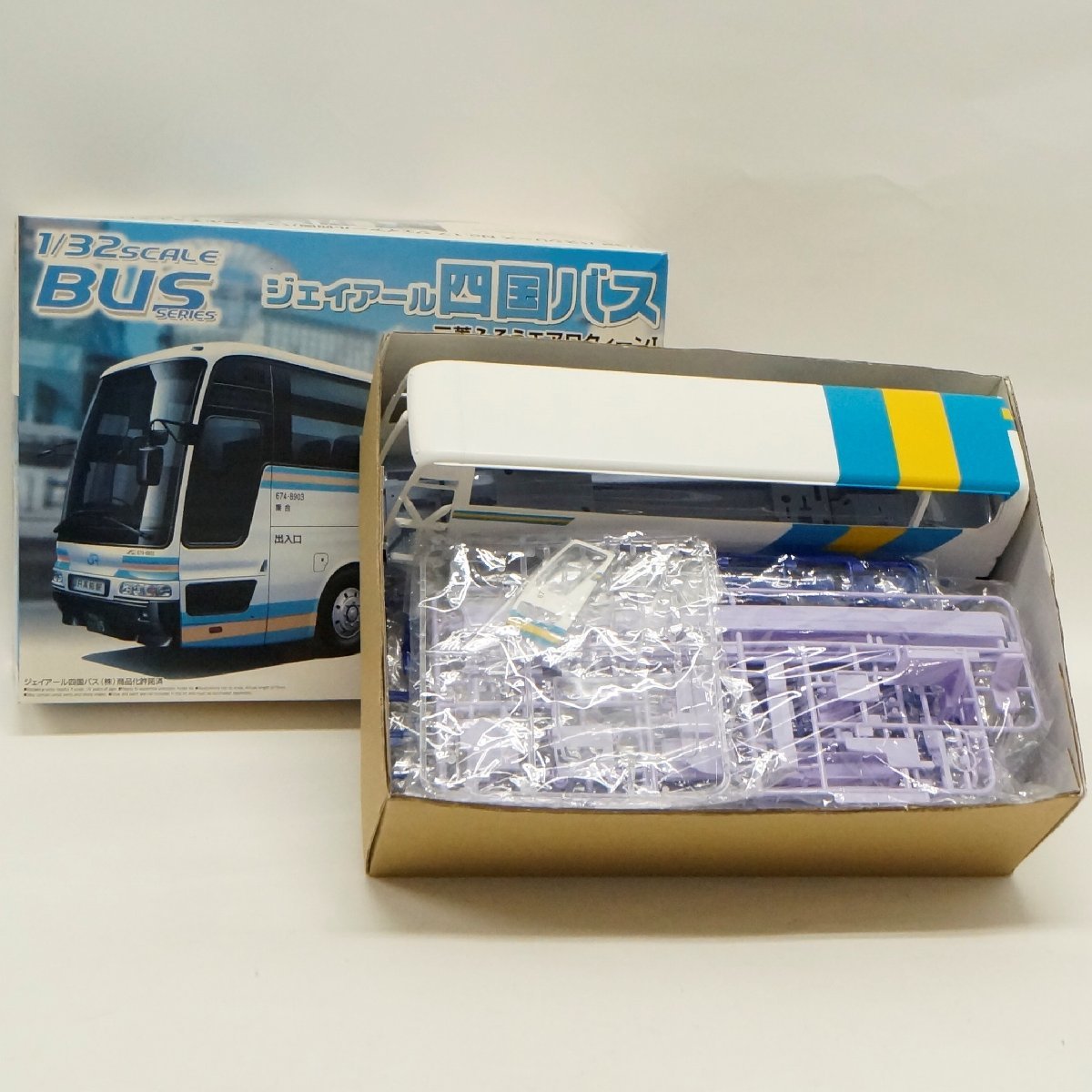 未使用】未組立 アオシマ 1/32 スケール バスシリーズ No.17 ジェイ