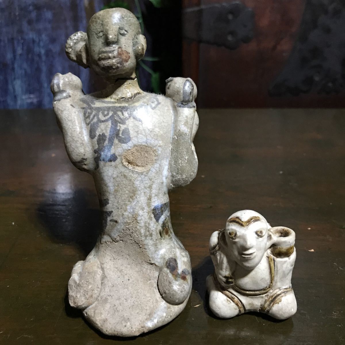 タイ宗胡録白濁釉 人物像 タイ宗胡録白濁釉 人物像