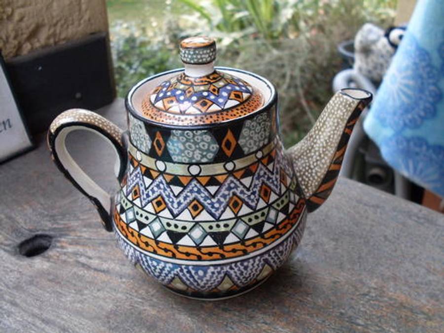 Other Porcelain & Ceramics - SIGNED, HAND PAINTED ORNATE