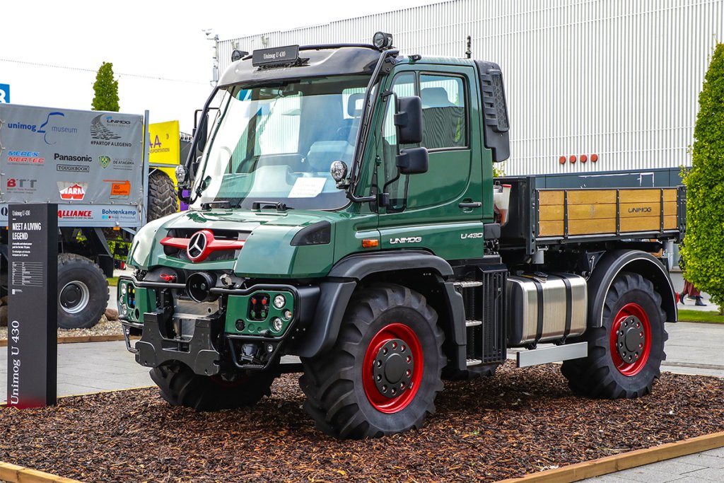 あのオフロード多目的作業車「ウニモグ」はどのようにカーボン