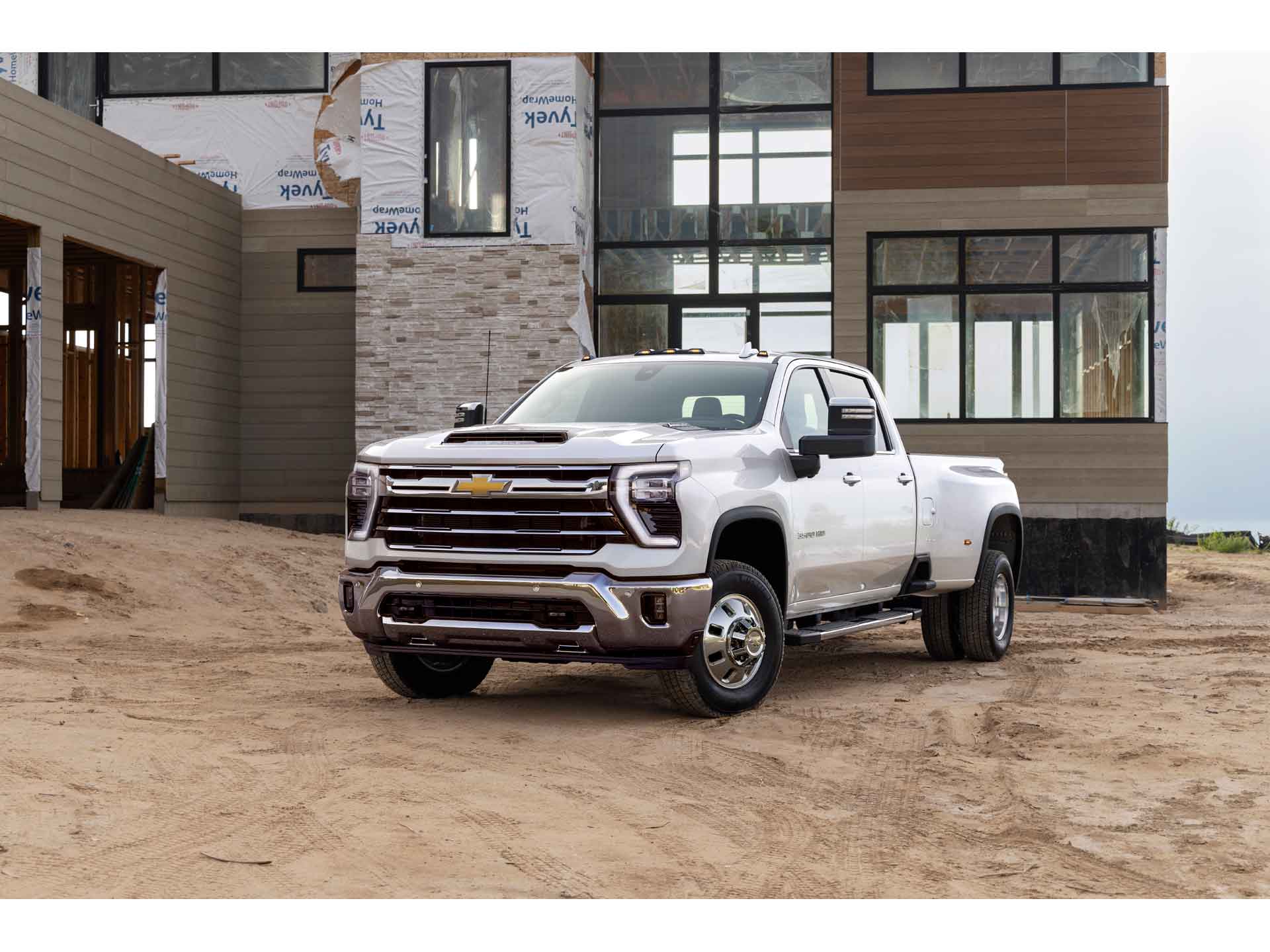 シボレー 2024年型シルバラード 米国発表 パワー向上で存在感増 | 中古