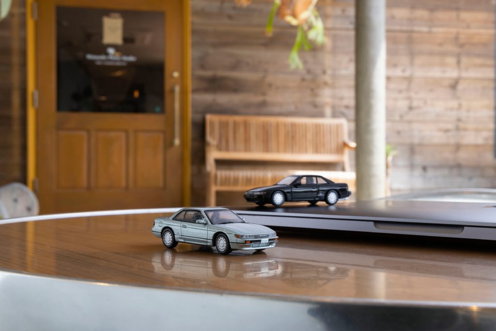 コンビニで名車収集！京商「64コレクション」フェアレディZなど日産4