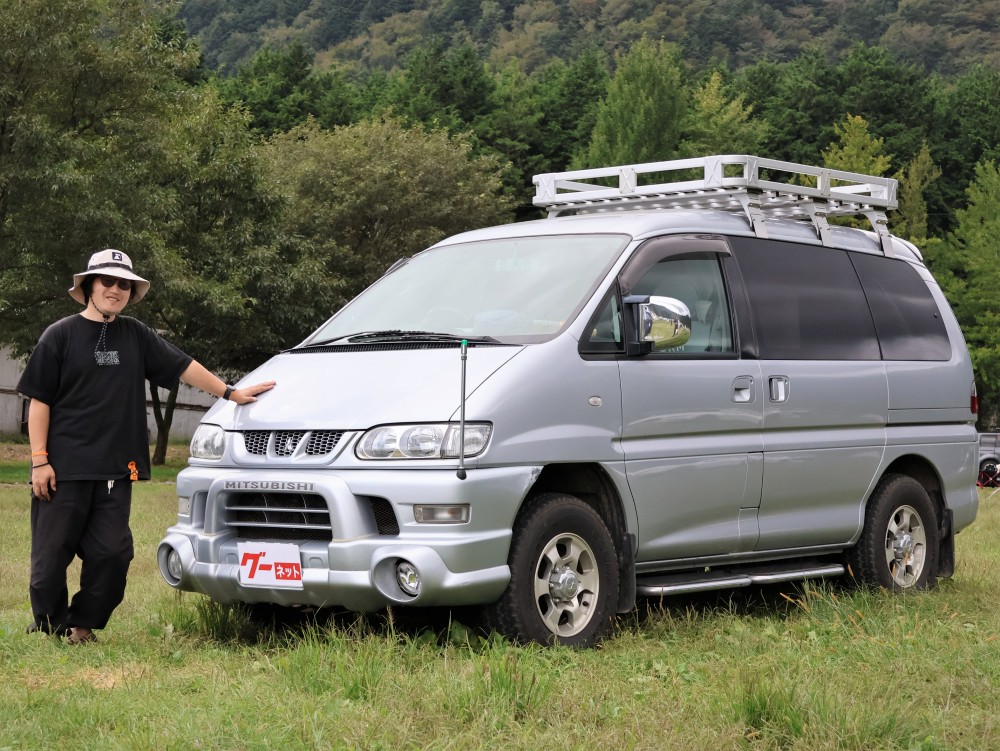 デリカスペースギア（三菱）スーパーエクシード クリスタルライト