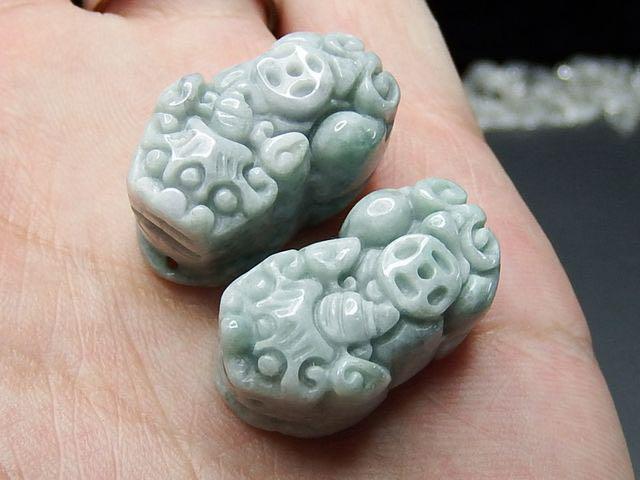 ヒスイ本翡翠ヒキュウ天然石AAAジェダイト金銭貔貅ペア置物風水物