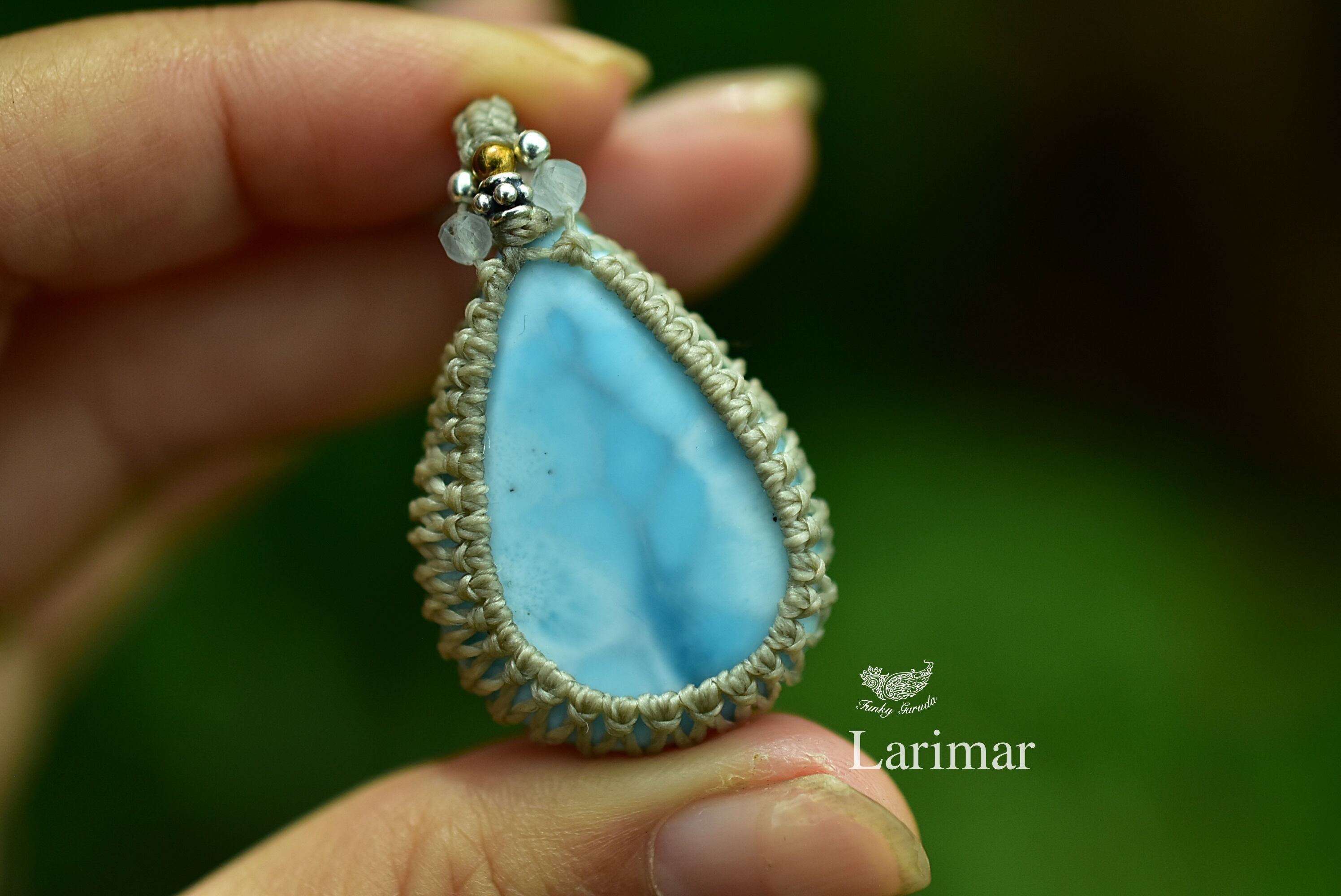 天然石】【ハンドメイド】うごめくブルー地層☆高品質☆ラリマー