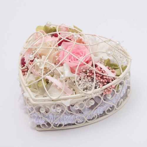 リングピロー プリザーブドフラワー ハートのギフトボックス(ピンク