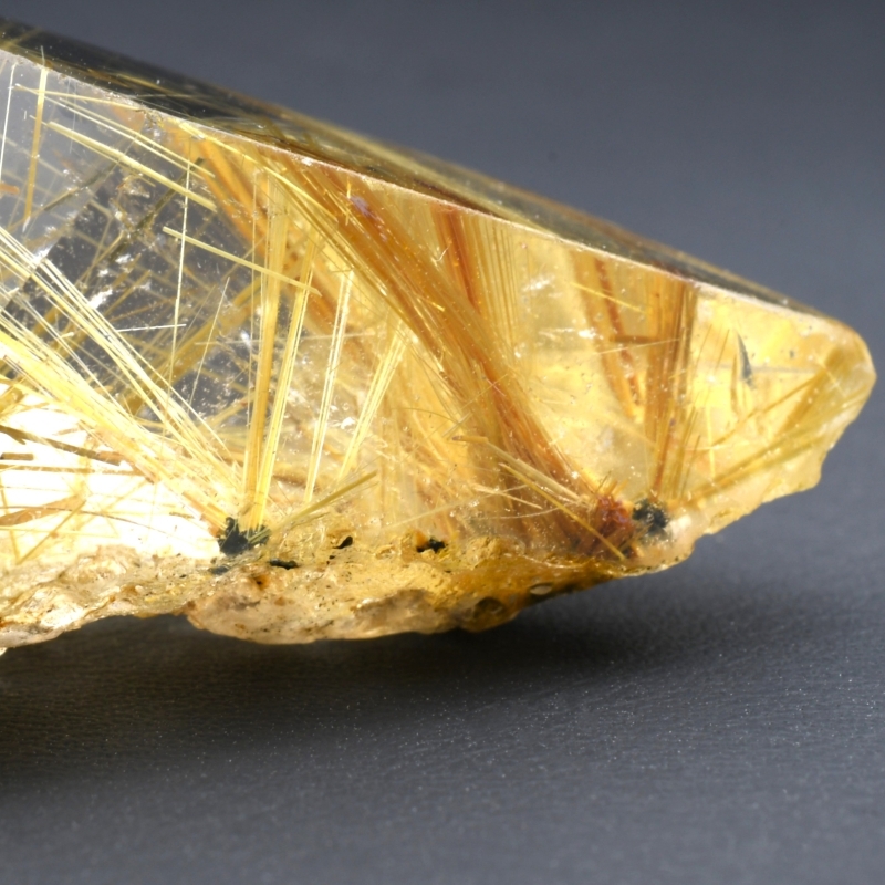 不動の人気！放射状に広がる金針の美結晶】一点物 ゴールド 太陽放射