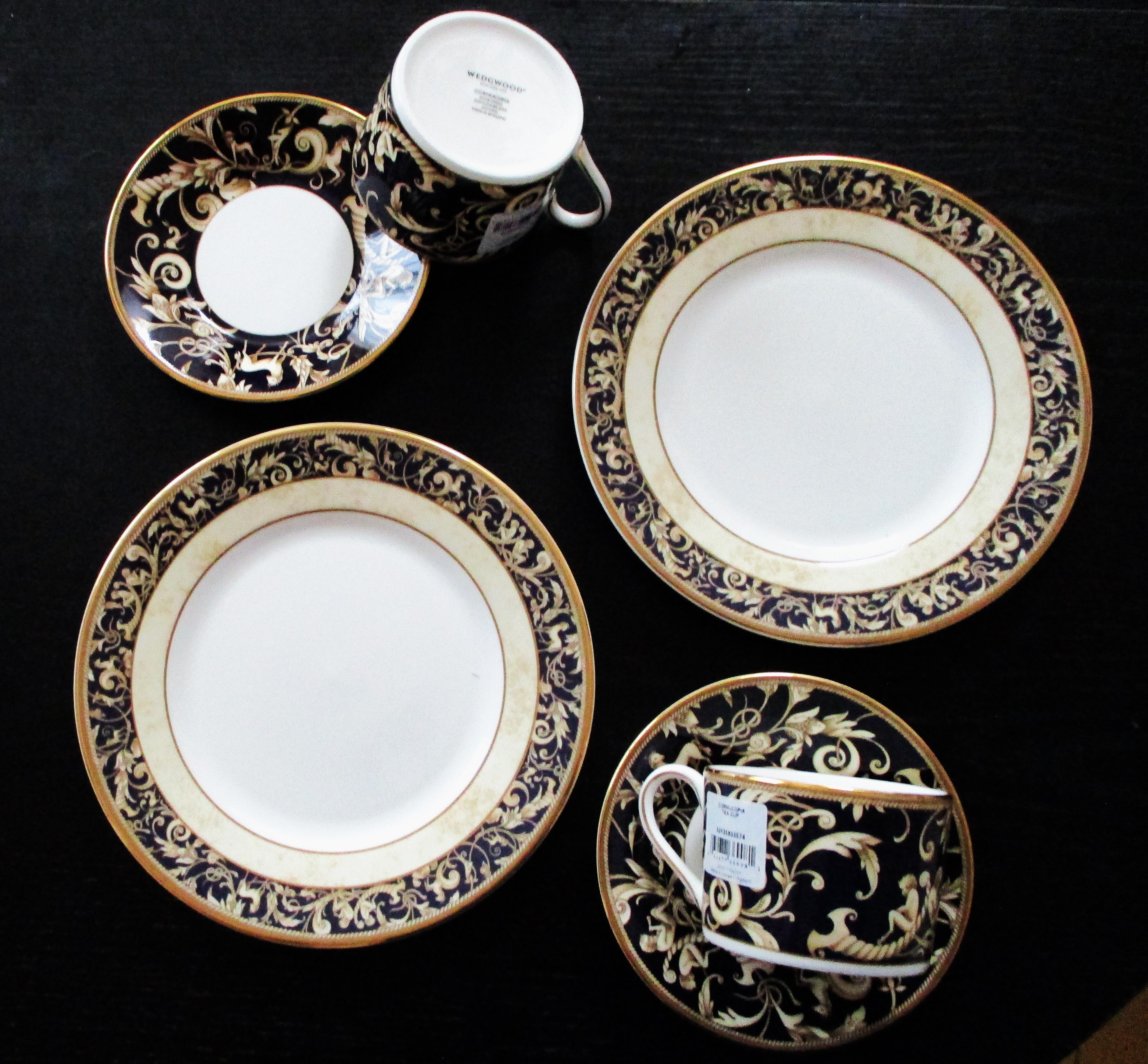 ウェッジウッドWEDGWOOD コーヌコピア カップ＆ソーサー ・プレート